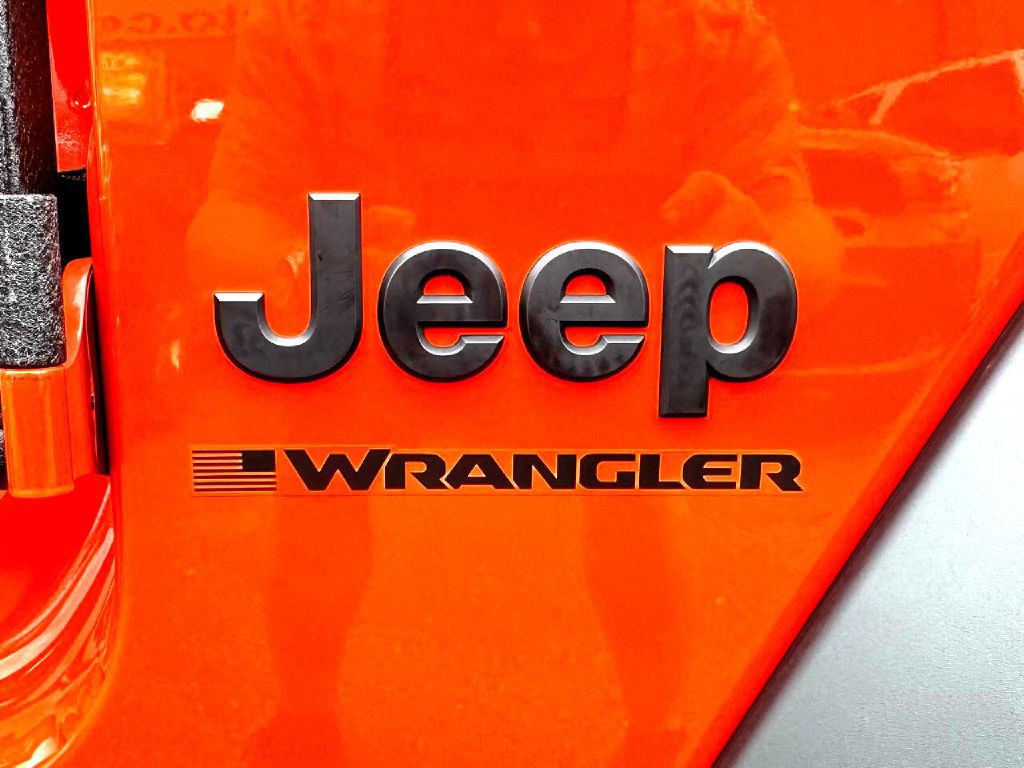 2023 Jeep Wrangler Image 9