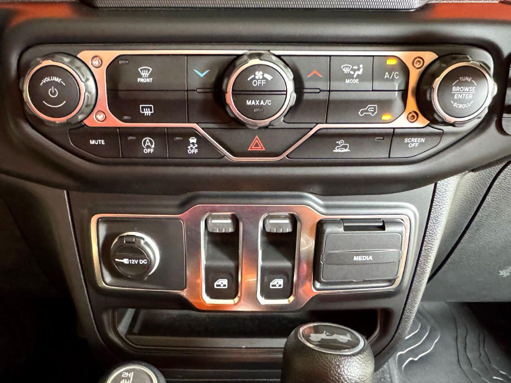 2023 Jeep Wrangler Image 54