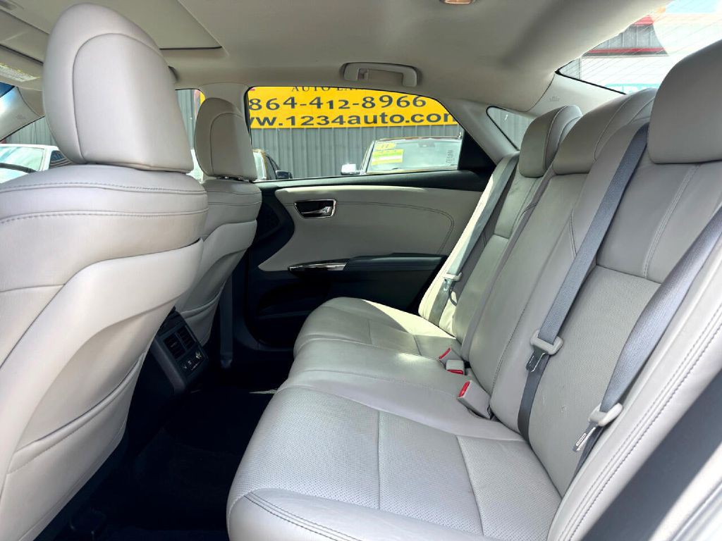 2013 Toyota Avalon Image 23