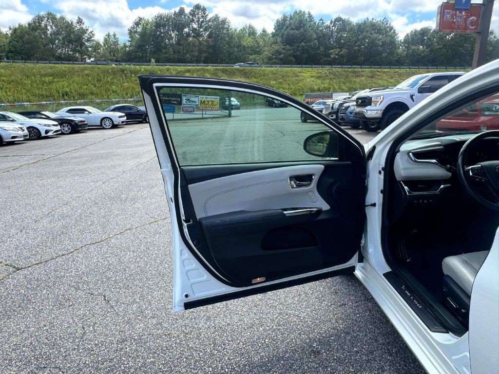 2013 Toyota Avalon Image 26