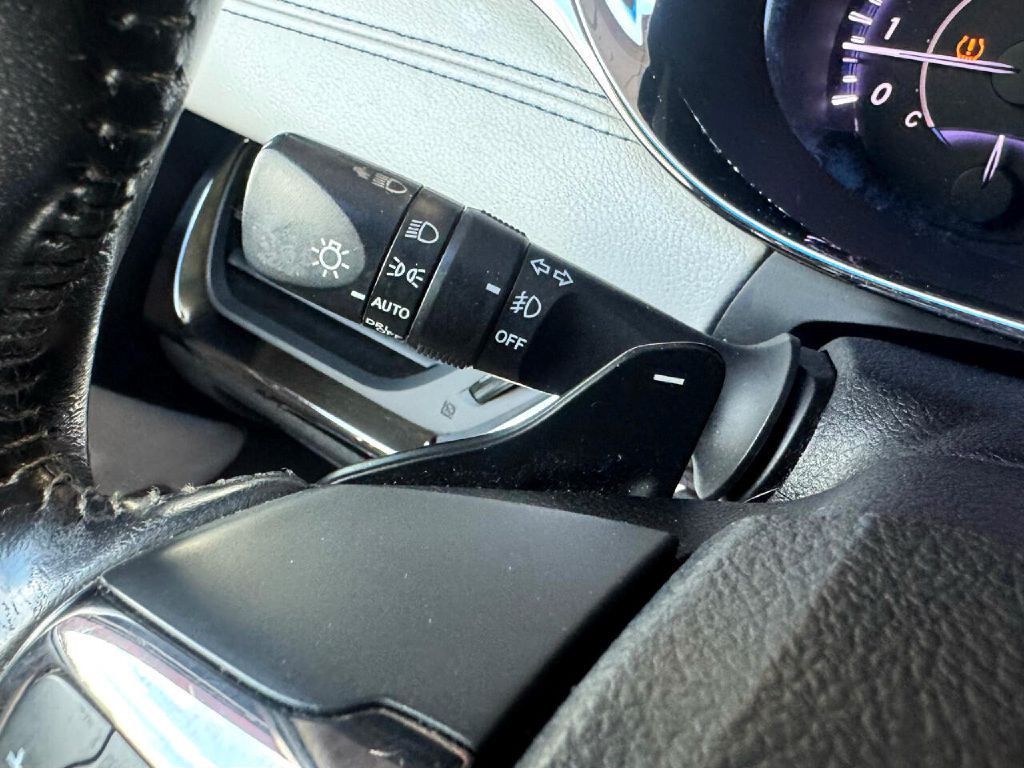 2013 Toyota Avalon Image 37