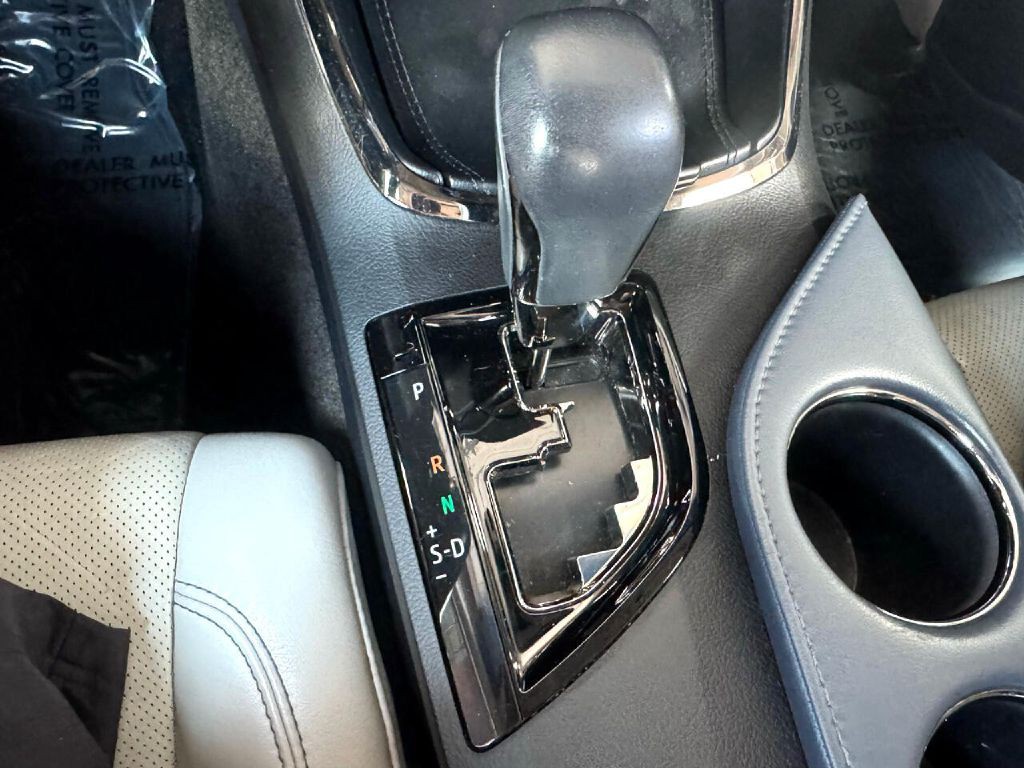 2013 Toyota Avalon Image 50