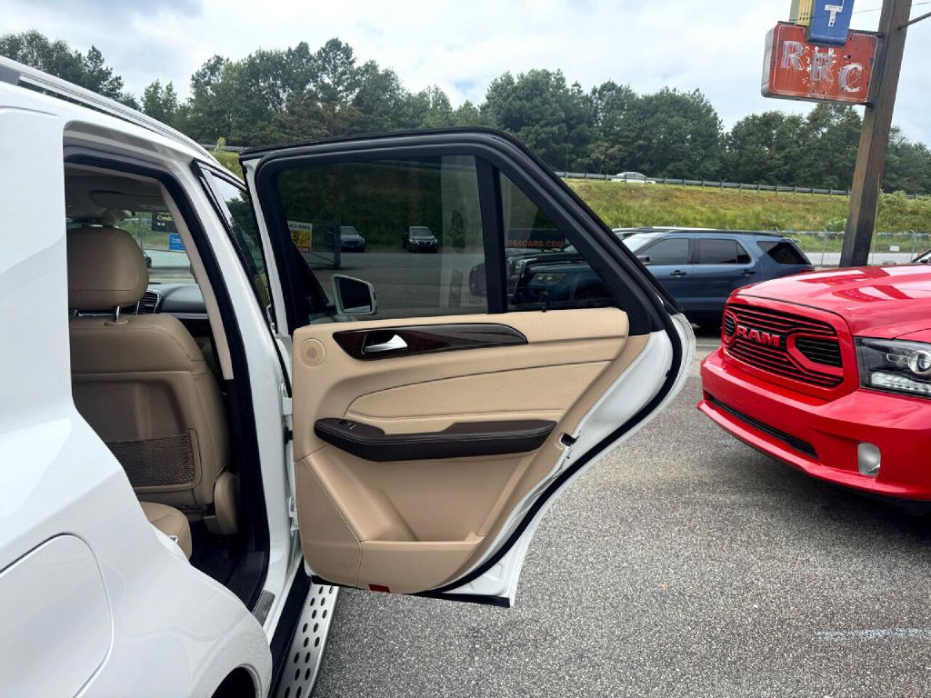 2017 Mercedes-Benz GLE-Class Image 11