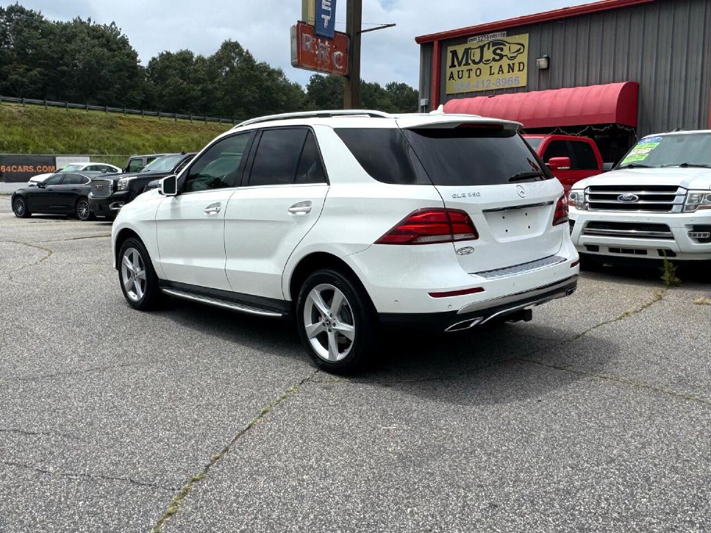 2017 Mercedes-Benz GLE-Class Image 25