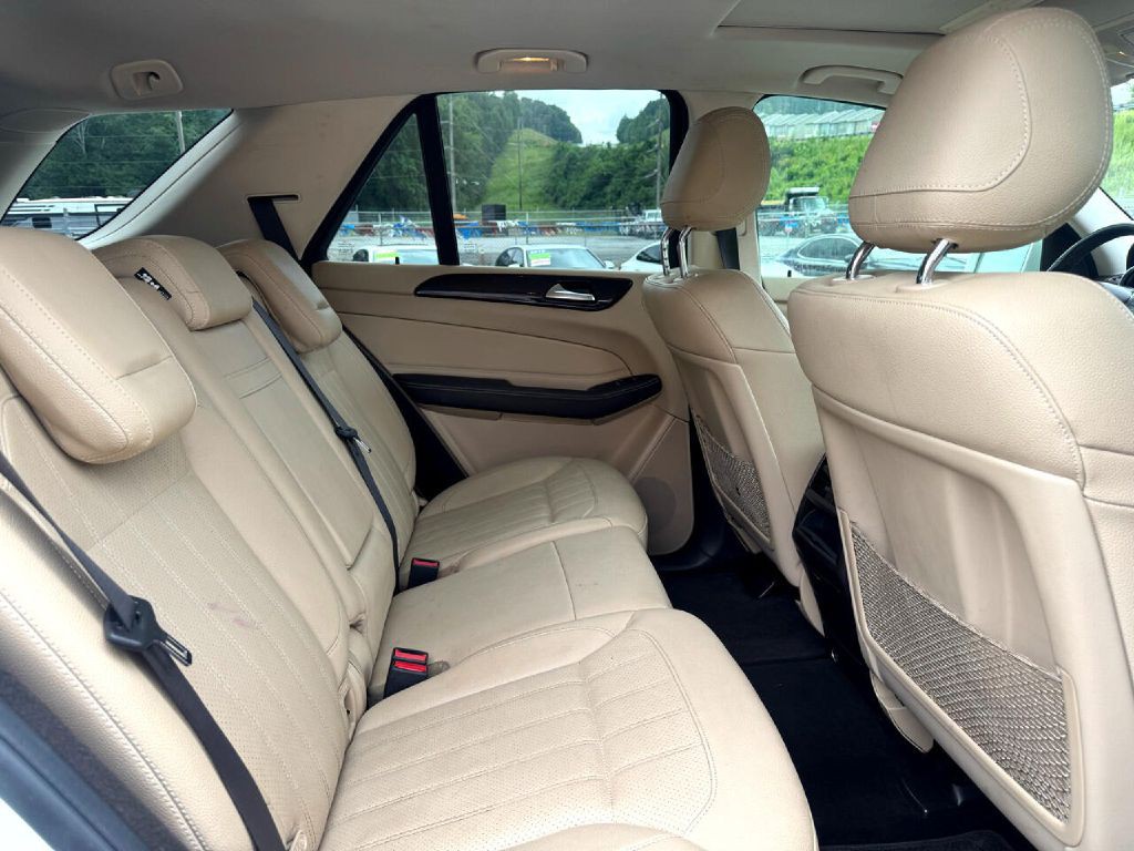 2017 Mercedes-Benz GLE-Class Image 12