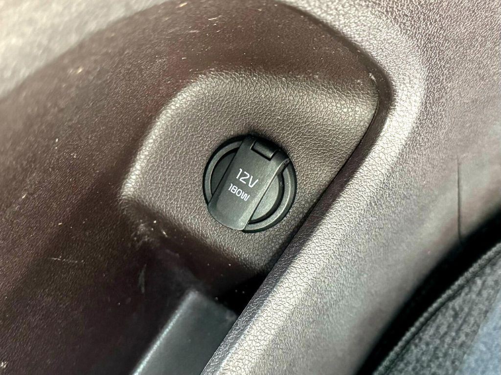 2018 Kia Sedona Image 9