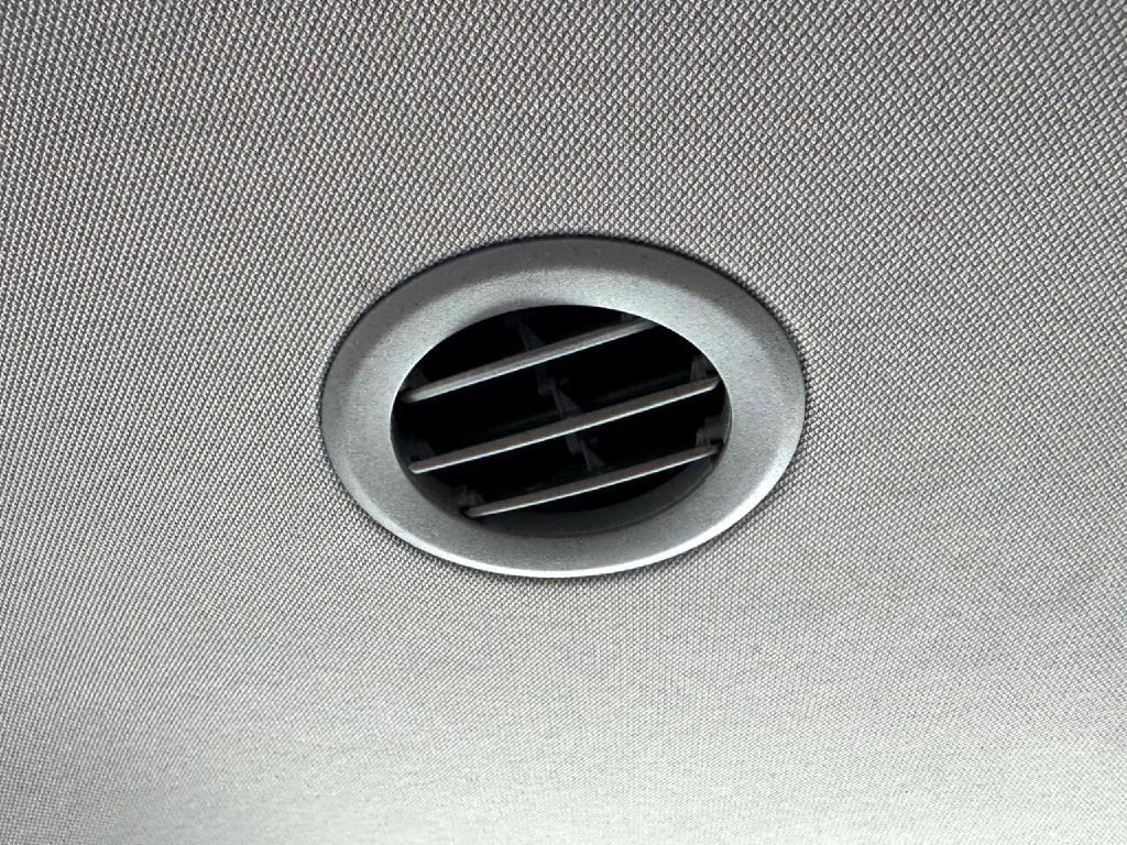 2018 Kia Sedona Image 13