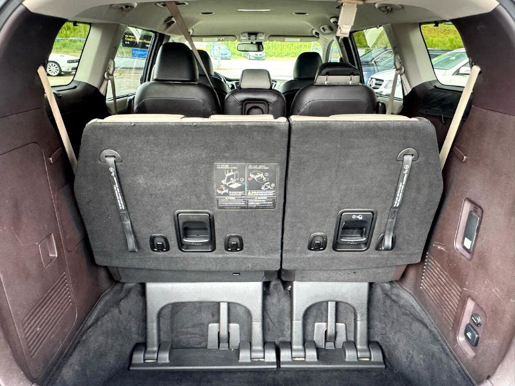 2018 Kia Sedona Image 20