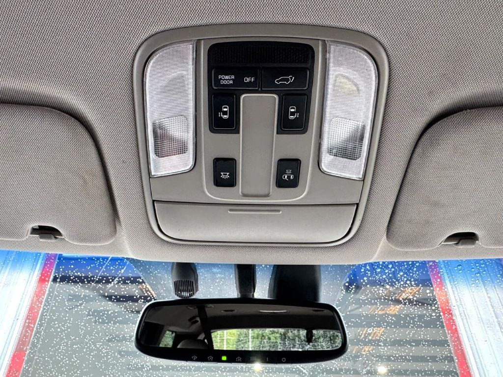 2018 Kia Sedona Image 77