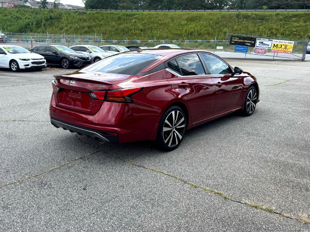 2020 Nissan Altima Image 13