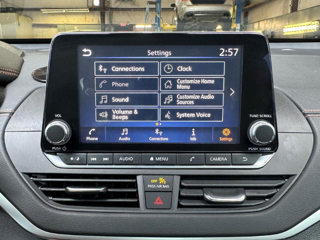 2020 Nissan Altima Image 43