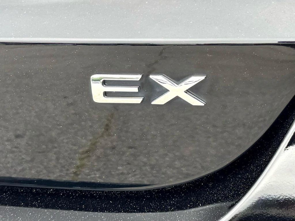 2021 Kia K5 Image 17