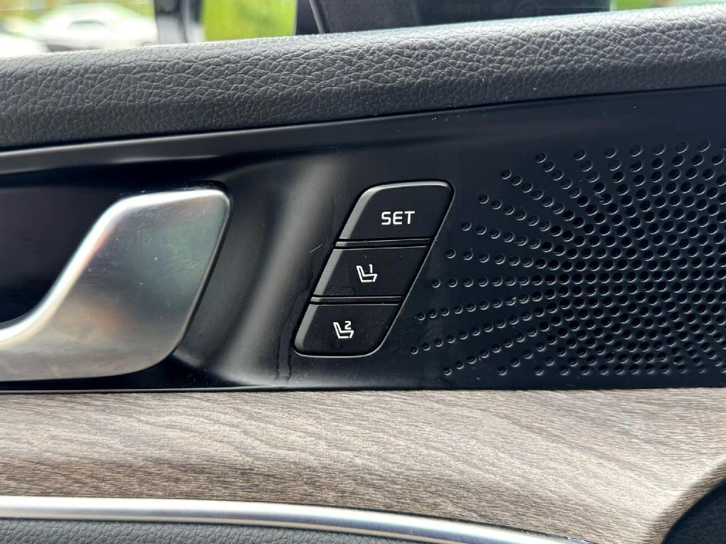 2021 Kia K5 Image 28