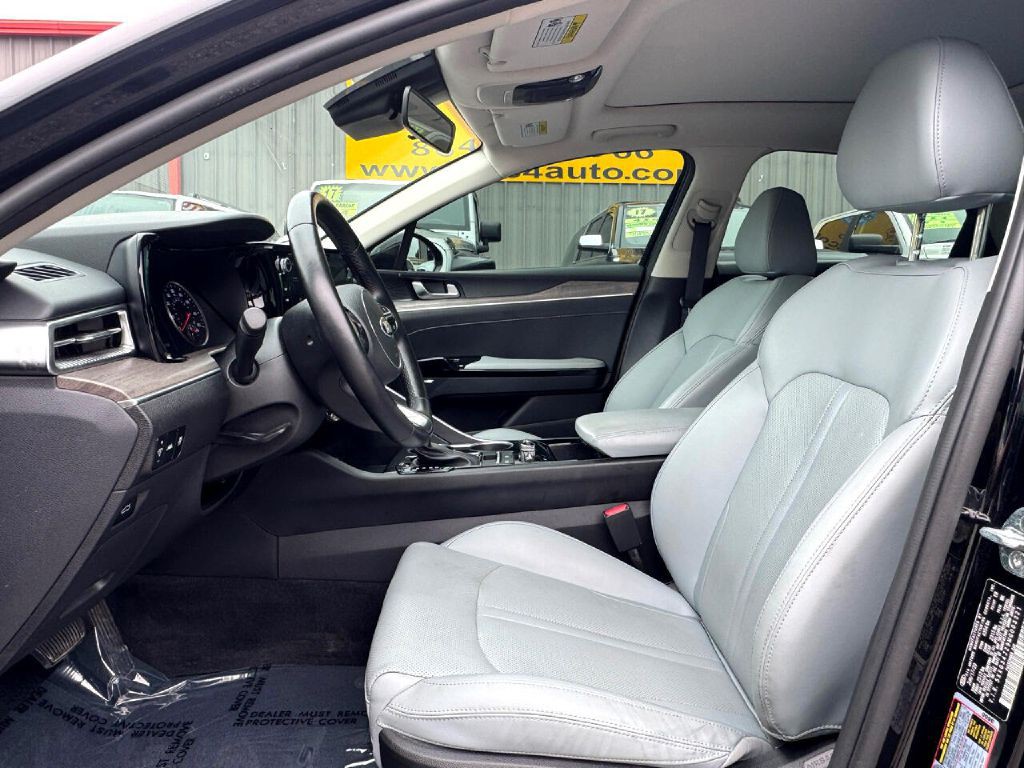 2021 Kia K5 Image 34