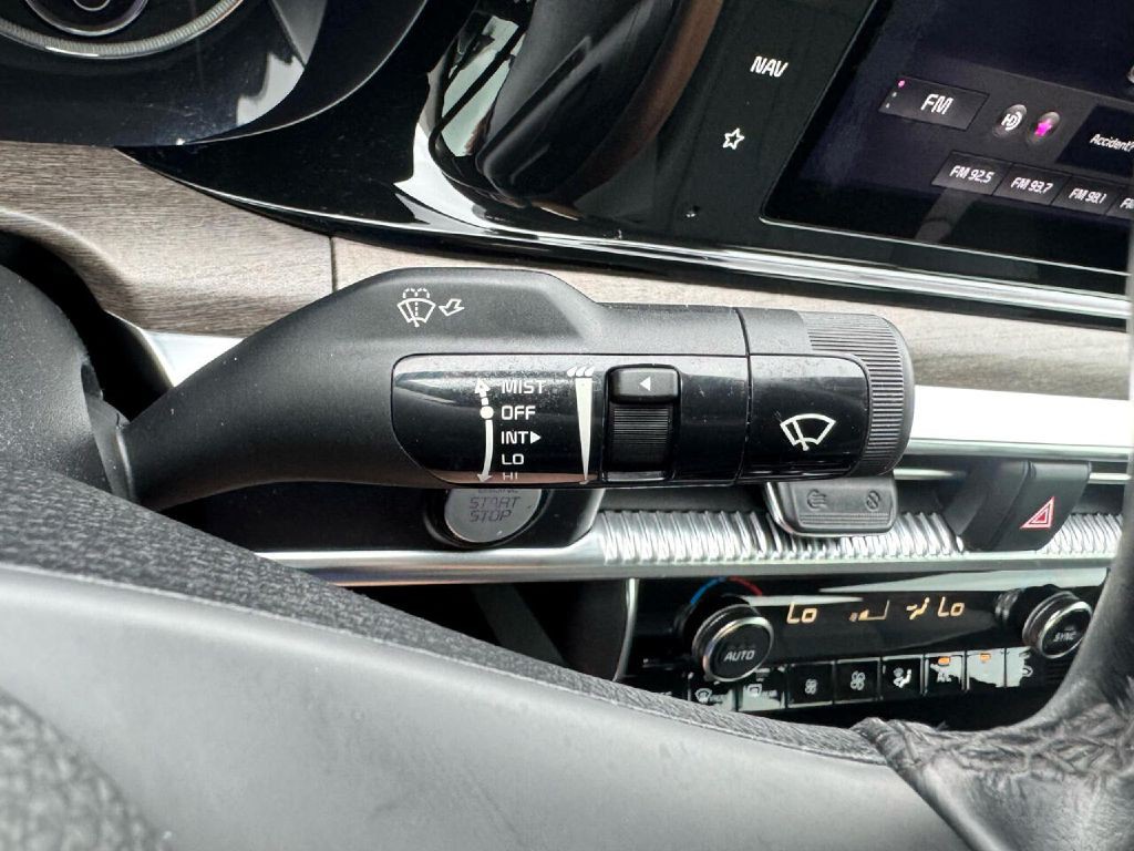 2021 Kia K5 Image 43