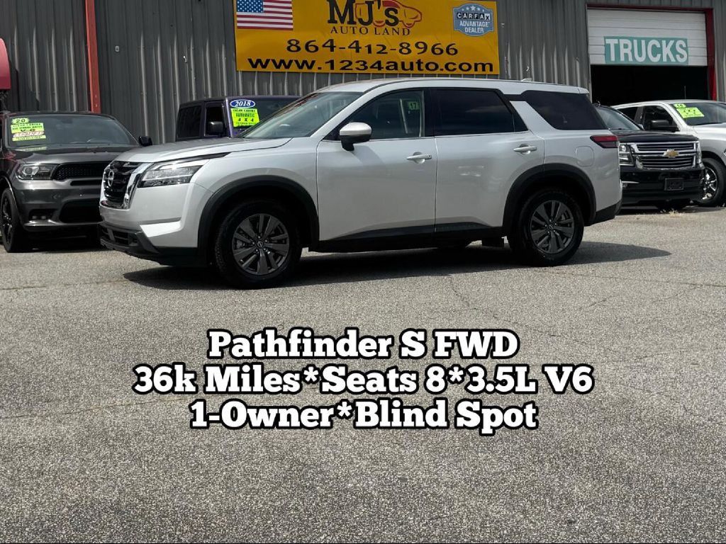 2022 Nissan Pathfinder Image 1