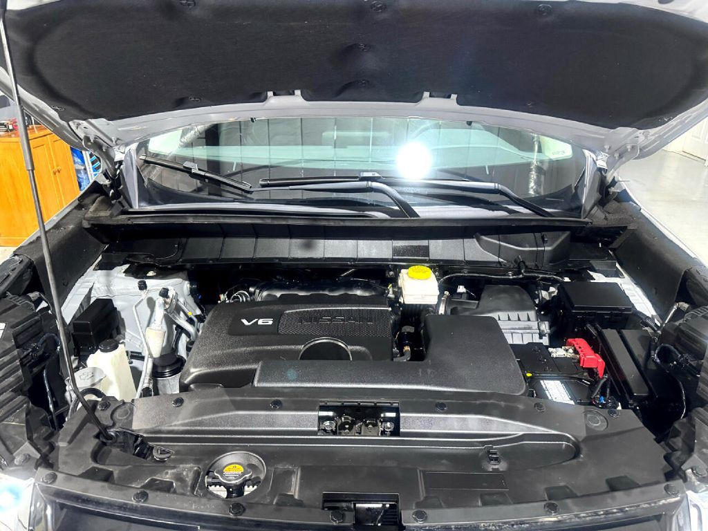 2022 Nissan Pathfinder Image 3