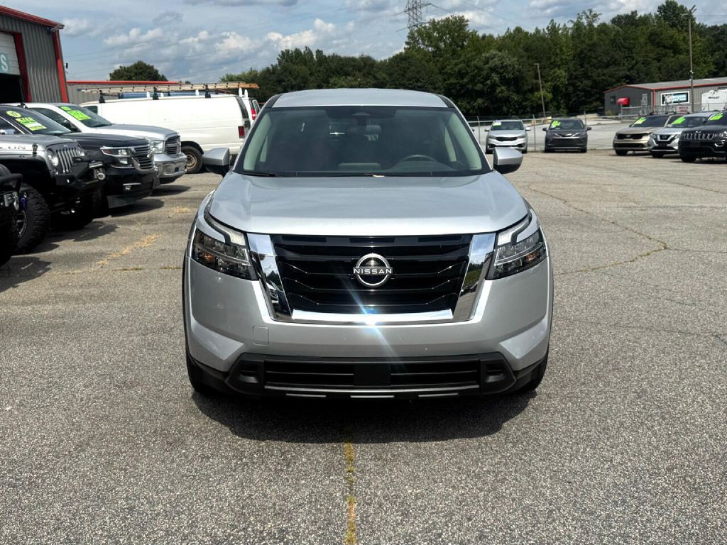 2022 Nissan Pathfinder Image 4