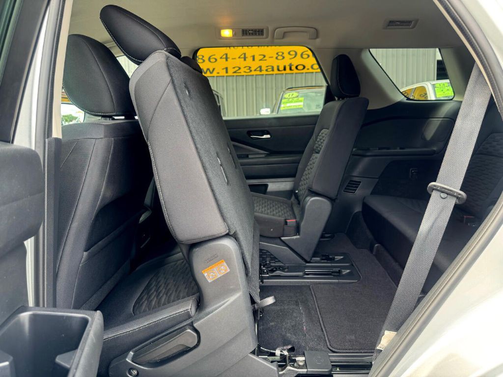 2022 Nissan Pathfinder Image 29