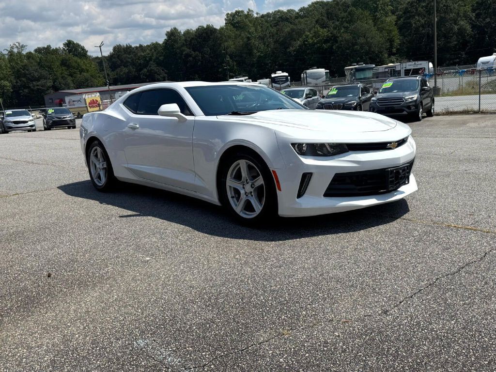 2018 Chevrolet Camaro Image 5