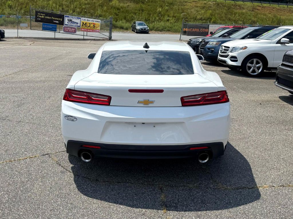 2018 Chevrolet Camaro Image 12