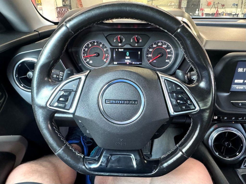 2018 Chevrolet Camaro Image 30