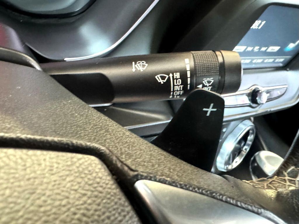 2018 Chevrolet Camaro Image 33