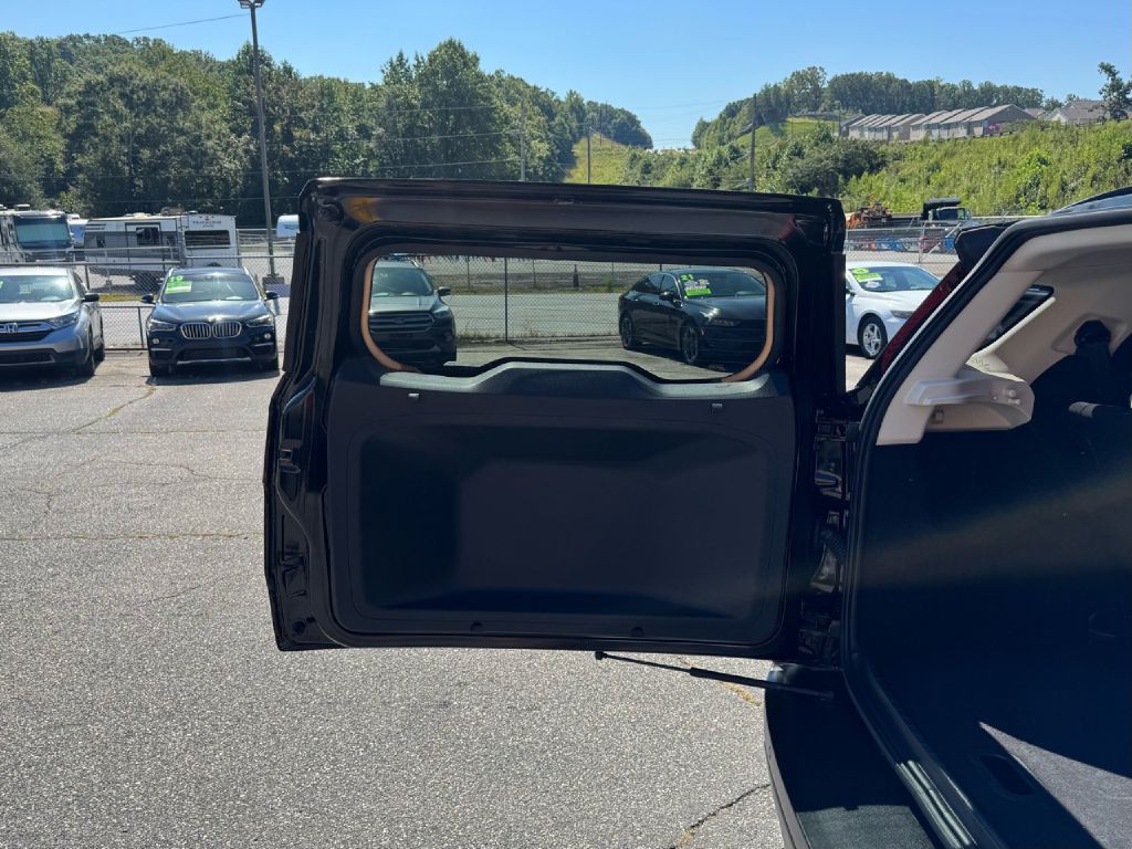 2019 Ford Econoline Image 18