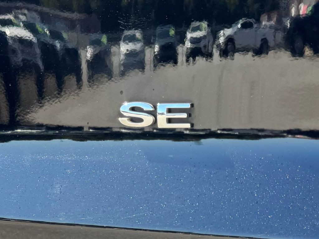 2019 Ford Econoline Image 19