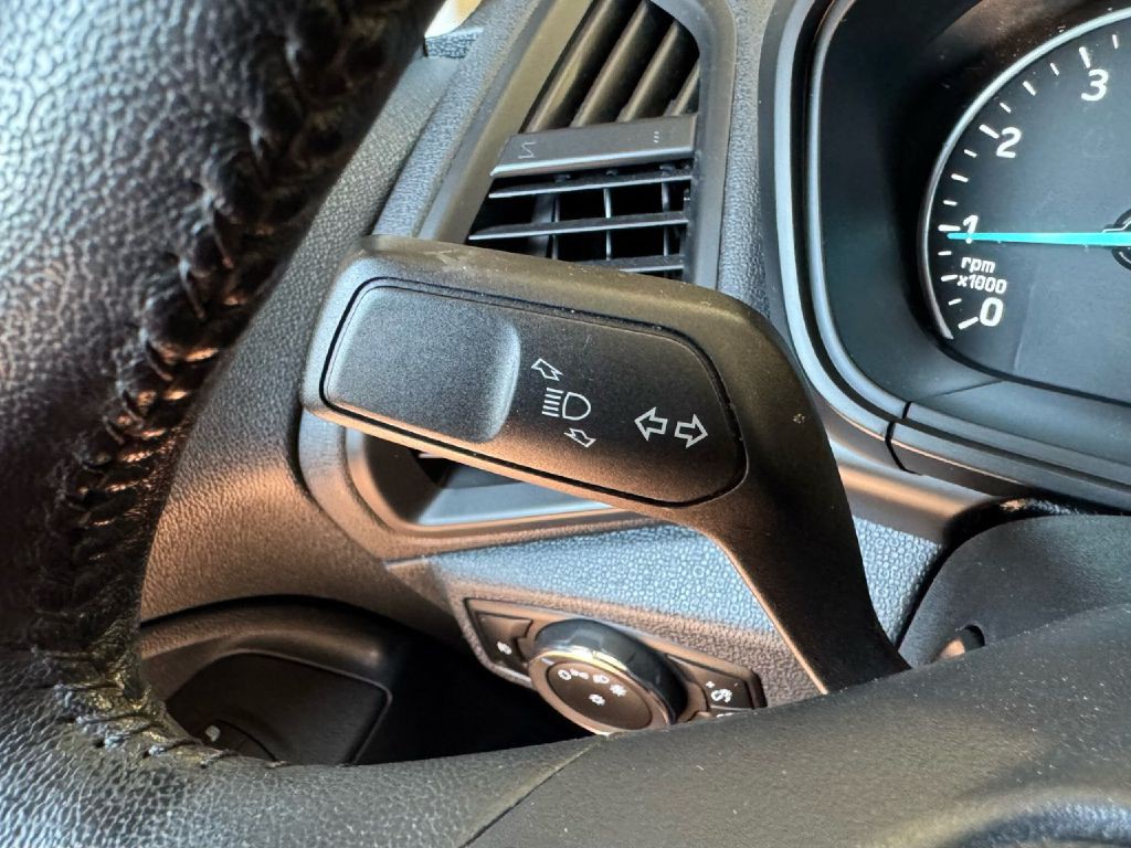 2019 Ford Econoline Image 38