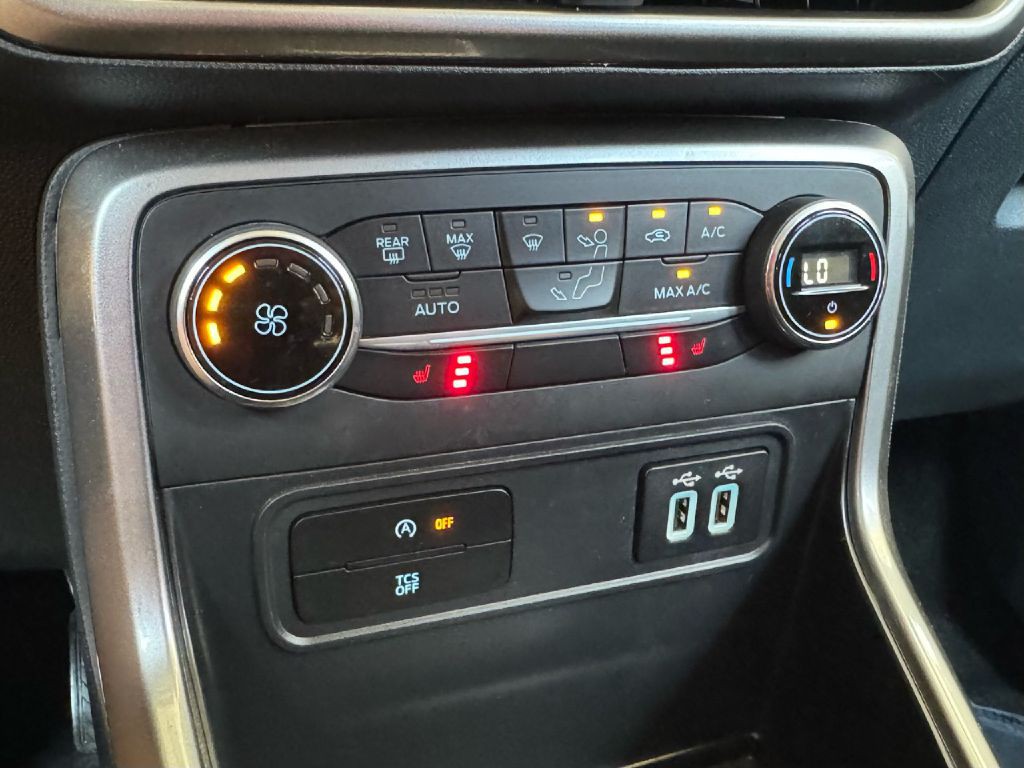2019 Ford Econoline Image 51