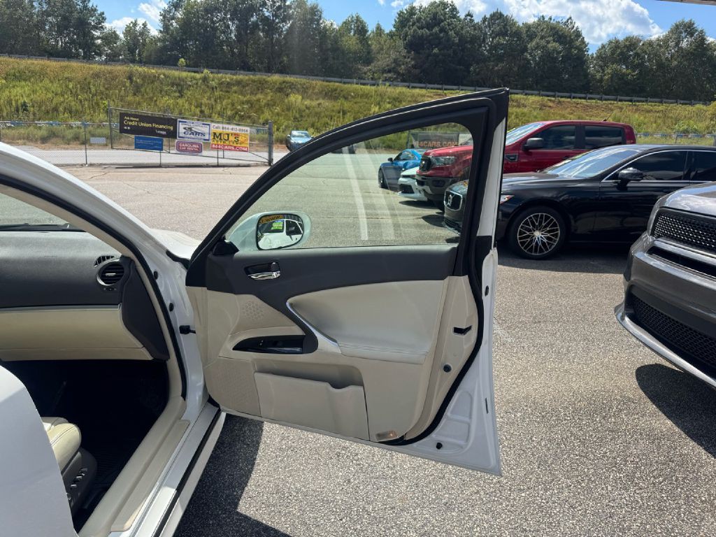 2012 Lexus IS Image 7