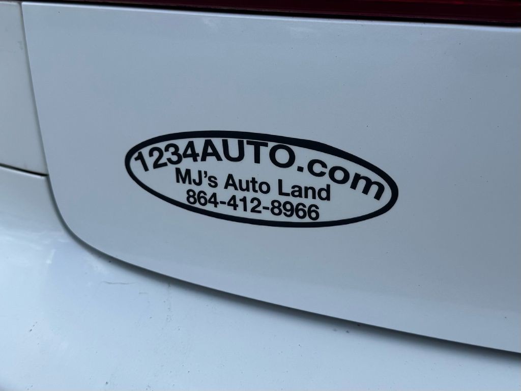 2012 Lexus IS Image 18