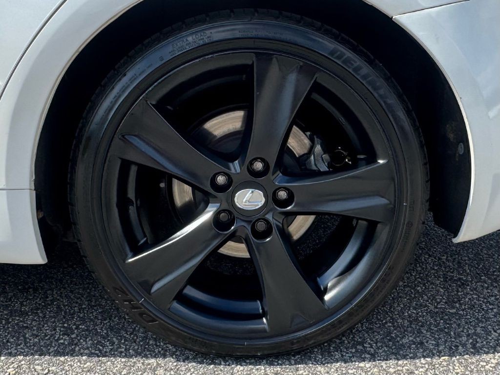 2012 Lexus IS Image 20