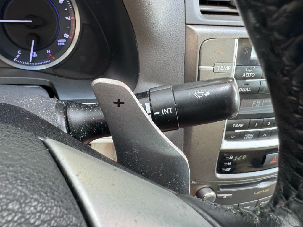 2012 Lexus IS Image 37