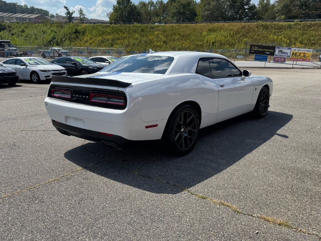 2019 Dodge Challenger Image 25