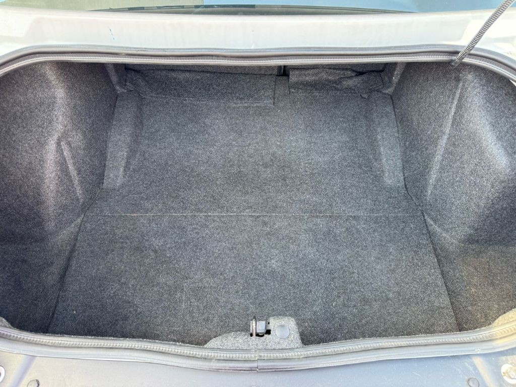 2019 Dodge Challenger Image 28