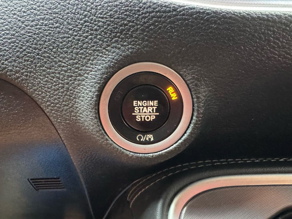 2019 Dodge Challenger Image 73