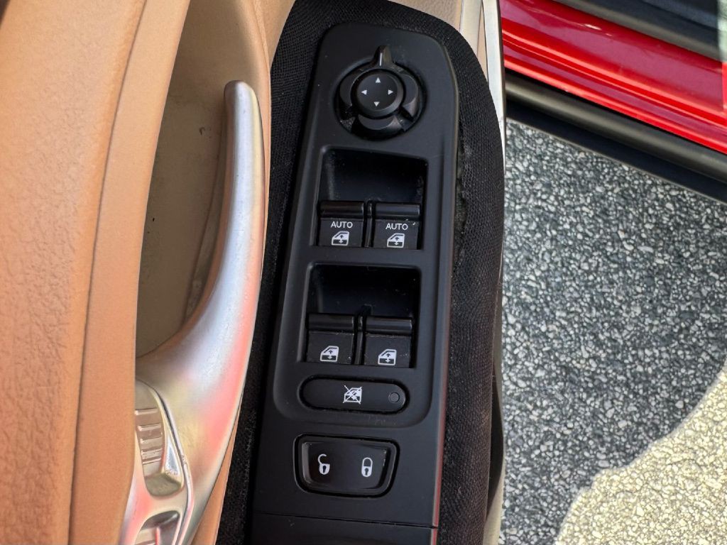2015 Jeep Renegade Image 27