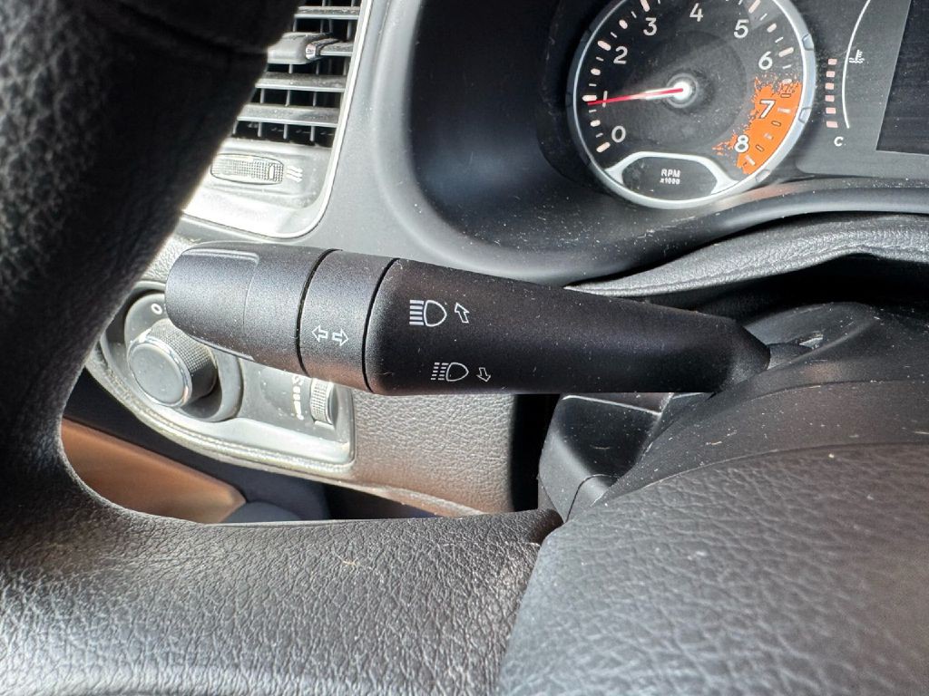 2015 Jeep Renegade Image 35