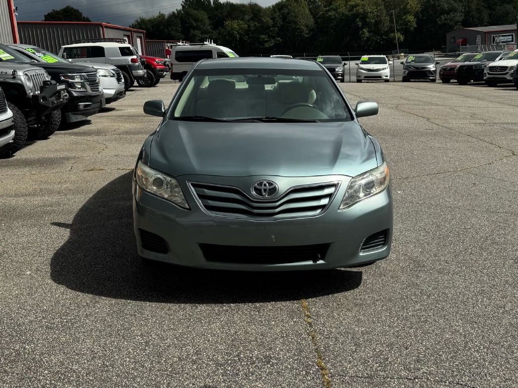 2011 Toyota Camry Image 4