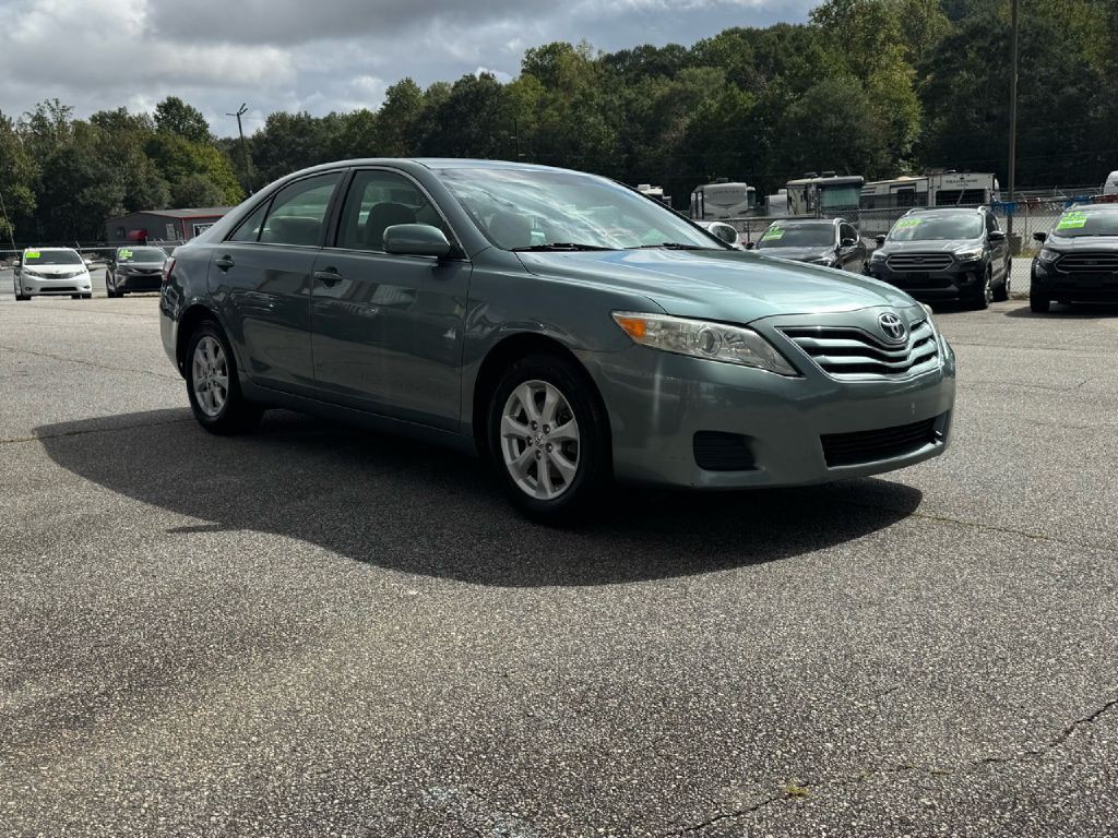 2011 Toyota Camry Image 5