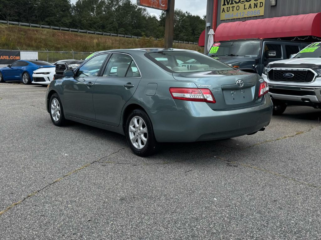 2011 Toyota Camry Image 20