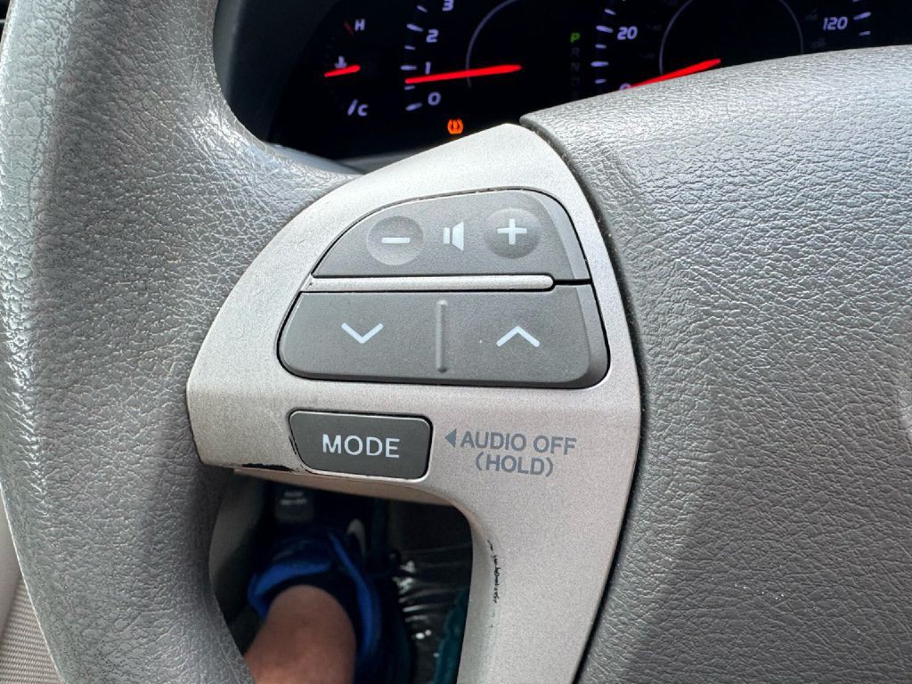 2011 Toyota Camry Image 39