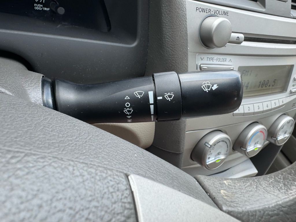 2011 Toyota Camry Image 41