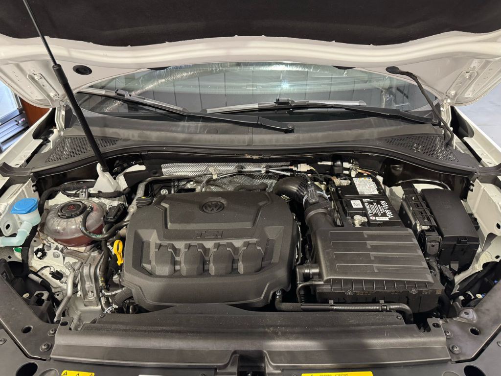 2021 Volkswagen Tiguan Image 3