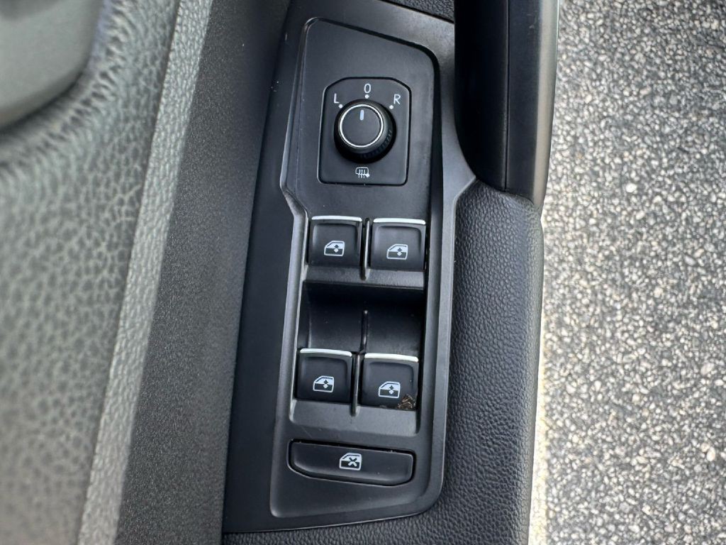 2021 Volkswagen Tiguan Image 36