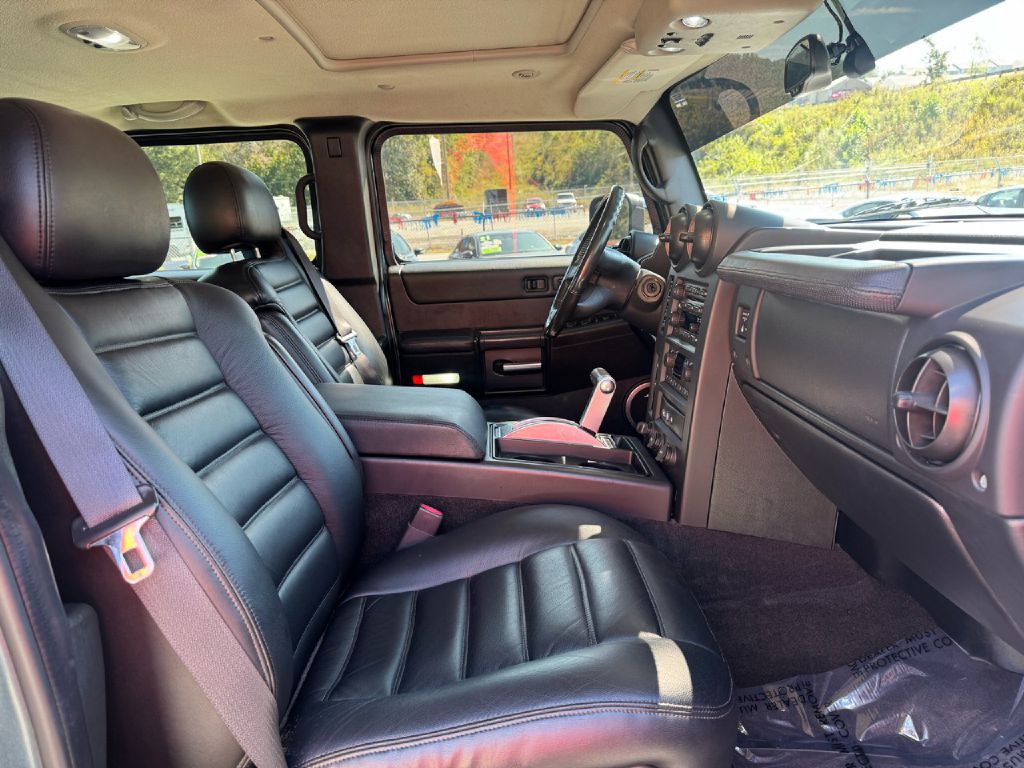 2005 HUMMER H2 Image 13