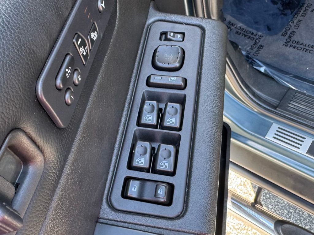 2005 HUMMER H2 Image 43