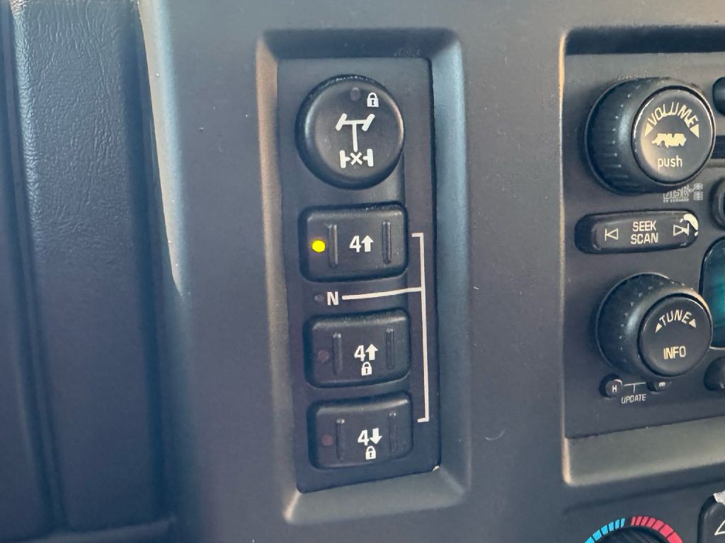 2005 HUMMER H2 Image 62